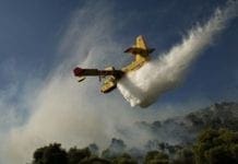 Incendi Liguria, ancora fiamme a Ceriana, sotto controllo Pontedassio e Verezzo Canadair, incendio