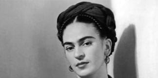 Viva la Vida! Frida Kahlo in Piazza San Matteo nello spettacolo di Pino Cacucci