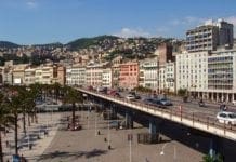 Veicolo in avaria in Sopraelevata, traffico rallentato