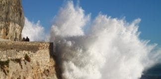 Maltempo in Liguria, dopo le raffiche di vento arriva la mareggiata Mareggiata Liguria