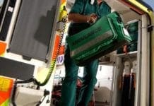 Ventimiglia, grave la donna travolta da auto pirata in Centro ambulanza interno operatore