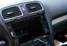 Pegli, auto vandalizzate nel parcheggio di Molo Archetti: caccia ai responsabili