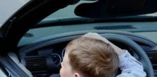 Australia – Ragazzino di 12 anni vuole attraversare il Paese in auto, viene fermato dopo 1300 km