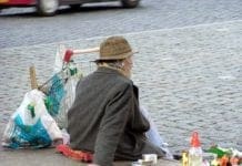 Senza fissa dimora, dalla Regione Liguria fondo da oltre 1 milione di euro barbone clochard senza tetto