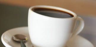 Quarto – Bar serve clienti al bancone: licenza sospesa per cinque giorni caffè tazzina bar