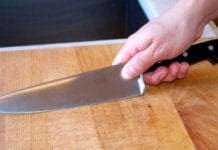 Rossiglione – Ragazza di 13 anni accoltella la madre durante una lite omicidio di La Spezia