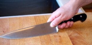 Rapallo – Minaccia barista con un coltello, arrestato omicidio di La Spezia