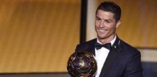 Calcio – Cristiano Ronaldo è della Juventus. Il benvenuto dei tifosi