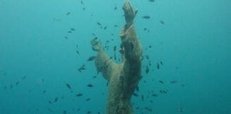 Cristo degli Abissi nella Baia di San Fruttuoso di Camogli