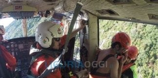 Punta Manara – Scendono con una corda sulla scogliera e restano bloccati