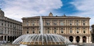 Coronavirus – La Comunità Cinese di Genova in piazza contro la paura ingiustificata piazza De Ferrari fontana