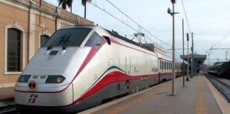 Treni, ancora disagi per i Frecciabianca e collegamenti ad alta velocità con Roma Frecciabianca