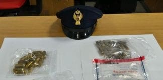 Genova Prà, nascondeva stupefacente in casa in cambio di un affitto scontato. Nei guai 2 italiani