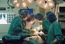 La Spezia, Tenente di Vascello muore in incidente stradale, gli organi salvano 5 vite medici, chirurgia, operazione, intervento chirurgico