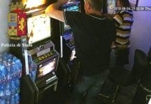 Gioco d’azzardo, il Piemonte inasprisce le regole e i giocatori si spostano in Liguria