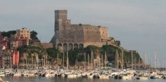 Lerici, coppia di genovesi deruba bagnanti, fermati Lerici Castello La Spezia