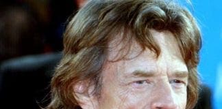 Musica – Inarrestabile Mick Jagger, a 74 anni presenta due nuovi inediti