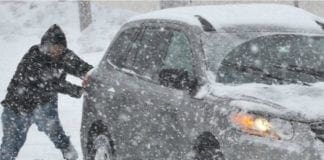 Liguria, scatta da domani l’obbligo di catene a bordo o pneumatici invernali: le sanzioni previste