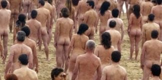 Nudismo – Otto multe da 3mila euro sulla spiaggia di Cervo