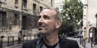 Pacifico arriva al Teatro Bloser, con vecchi successi e nuovi brani in anteprima