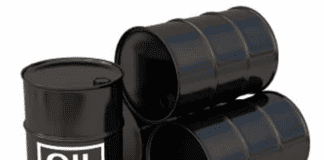 Petrolio ai minimi storici ma prezzo della benzina non scende