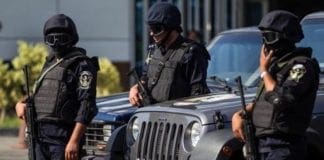 Egitto, attacco kamikaze contro checkpoint: cinque morti e dieci feriti