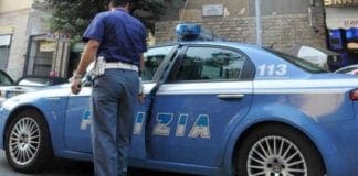 Genova –  A spasso con 15 dosi di cocaina, arrestato spacciatore