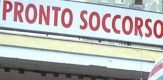 Savona, porzione di intonaco si stacca e ferisce una 30enne