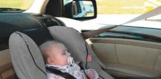 Seggiolini anti abbandono, da oggi multe a chi non li usa