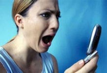 Adescava ragazzine minorenni con falsi profili Tik Tok e Instagram, arrestato sexting