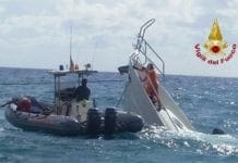 Portovenere – Barca a vela speronata da gommone affonda all’isola del Tino