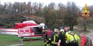 In ospedale in elicottero per le code in autostrada, Valle Stura in rivolta elicottero vigili del Fuoco