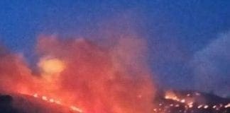 Incendio a Genova – Nuovo incendio a Staglieno e timori per la notte