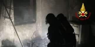 Incendio a Milano, muore uno spezzino di 29 anni