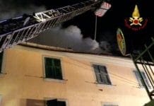 Incendio a Casella – Famiglia si getta nel vuoto per salvarsi, grave un bambino di 8 anni