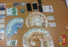 Documenti e carte di credito false: fermati due falsari