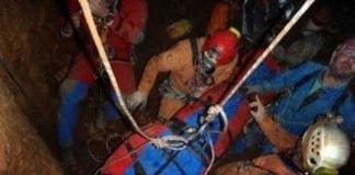 Speleologa ferita “prigioniera” nella Grotta della Sibilla