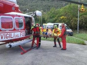 Incidente sul passo del Bracco, motociclista soccorso in elicottero