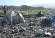 Chiavari, accampamento rom in piazza Giovanni Paolo II: ancora uno sgombero alla Colmata
