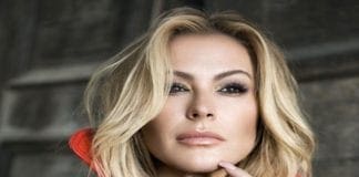 Musica – Caught In The Middle è il nuovo singolo di Anastacia
