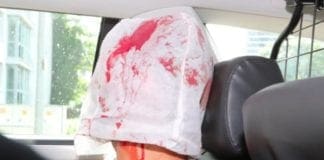 Amburgo, uomo accoltella persone in supermercato. Una vittima – FOTO