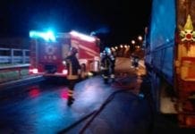 Savona, nella notte camion in fiamme al casello autostradale