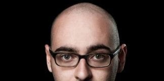 Salvatore Aranzulla alla Feltrinelli: non sono come Angela, io salvo solo gli italiani – VIDEO