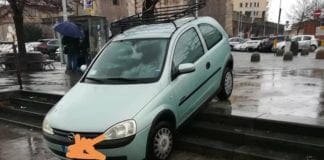 Genova – Auto fuori strada al Porto Antico