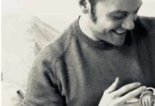 Gossip – Tiziano Ferro con un neonato in braccio, il web si scatena: è diventato papà?