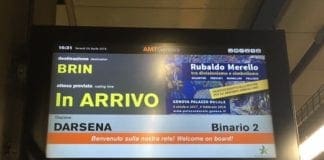 Genova – La mostra è finita da 2 mesi ma in Metro fanno ancora la pubblicità
