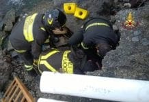 Genova – Anziano cade sugli scogli a Voltri