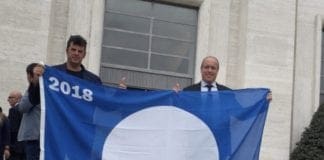 Mare in Liguria, Chiavari riceve la Bandiera Blu 2018 per la qualità dell’acqua