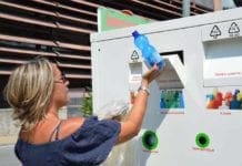 Sconti in cambio di bottiglie di plastica, Riciclia Point arriva in Valbisagno Plastica, Amiu, raccolta differenziata Genova