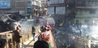 Kenya – Incendio in un mercato di Nairobi, almeno 15 morti